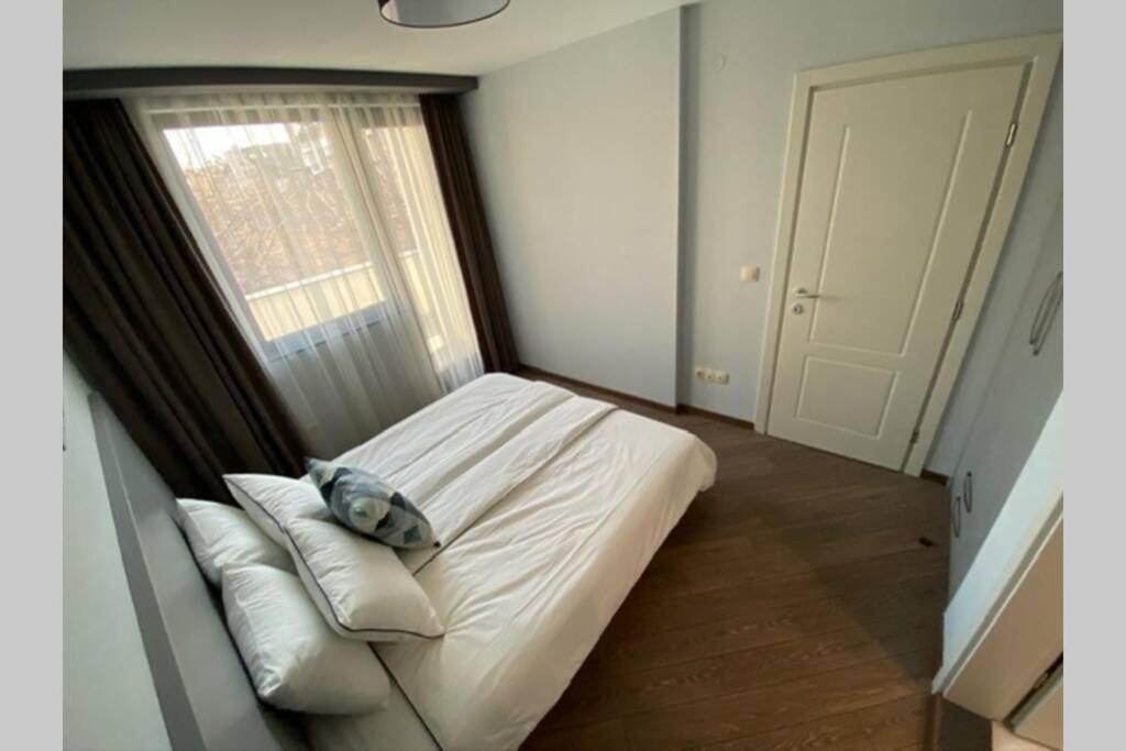 בלאגובגראד Lux 1Bd/1Ba City Center Apartment מראה חיצוני תמונה