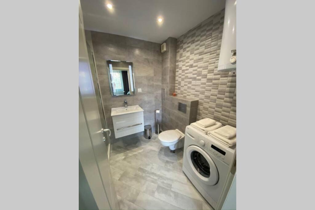 בלאגובגראד Lux 1Bd/1Ba City Center Apartment מראה חיצוני תמונה